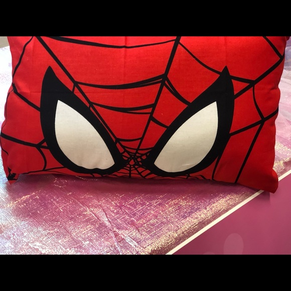 Character Hand-sewn pillows - Picture 4 of 6